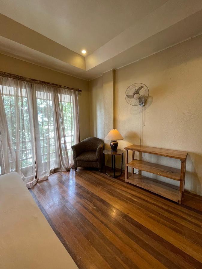 Bed and Breakfast Casita Ysabel Batangas Esterno foto